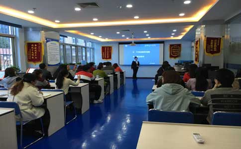 洗衣連鎖店加盟品牌選擇哪家好些？潔希亞怎么樣？