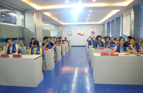 縣城開干洗店賺錢嗎