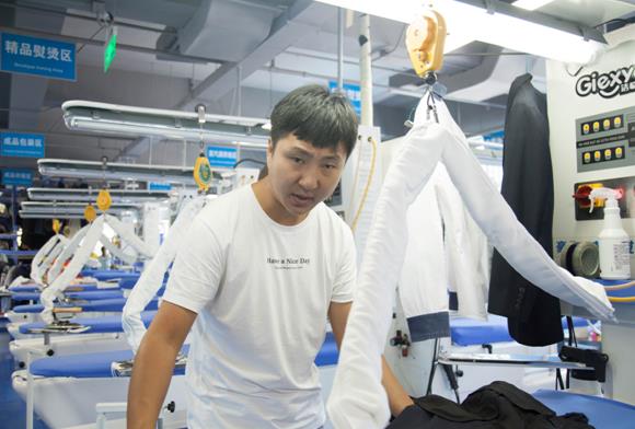 鎮上開干洗店賺錢嗎