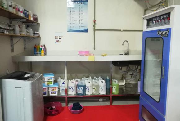 葫蘆島干洗店設(shè)備