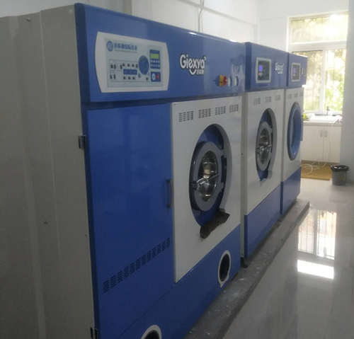 干洗店加盟推選潔希亞洗衣！潔希亞讓您創(chuàng)業(yè)更容易