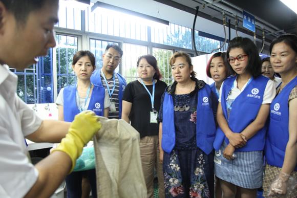 現在開干洗店合適嗎 發展前景很是樂觀